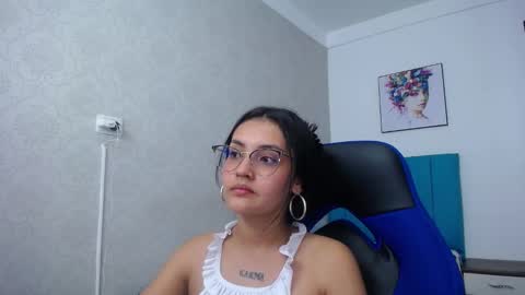 Antonella online show from February 21, 2025, 6:59 pm