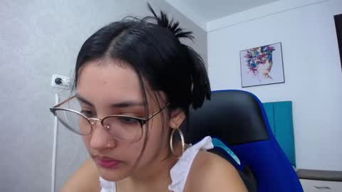 Antonella online show from February 27, 2025, 12:23 pm
