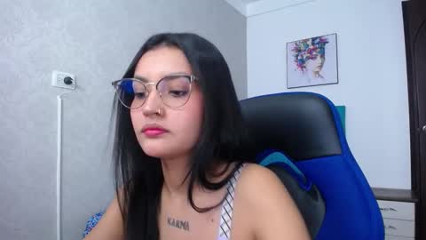 Antonella online show from March 5, 2025, 3:40 pm