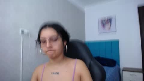 Antonella online show from March 7, 2025, 12:23 pm