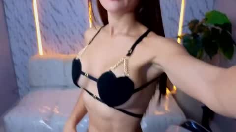 Snapshot of antonella_tx_ chatting on May 22, 2026, 12:33 pm Follow me.. Live 1430 to 2100 online show from May 22, 2026, 12:33 pm