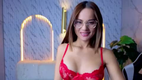 Snapshot of antonella_tx_ chatting on June 3, 2026, 12:30 pm Follow me.. Live 1430 to 2100 online show from June 3, 2026, 12:30 pm