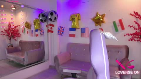 Antonella  online show from July 8, 2026, 3:44 am