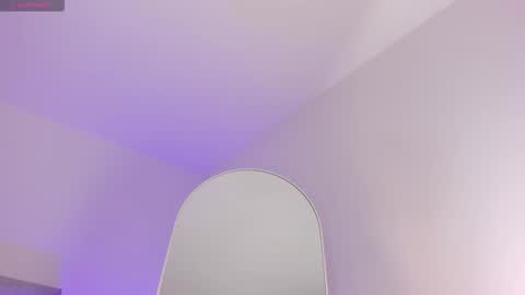 Snapshot of antonellaa_gomez chatting on September 24, 2025, 11:35 am  Antonellaa  online show from September 24, 2025, 11:35 am