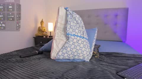 Snapshot of antonellaa_gomez chatting on October 5, 2025, 7:45 pm  Antonellaa  online show from October 5, 2025, 7:45 pm