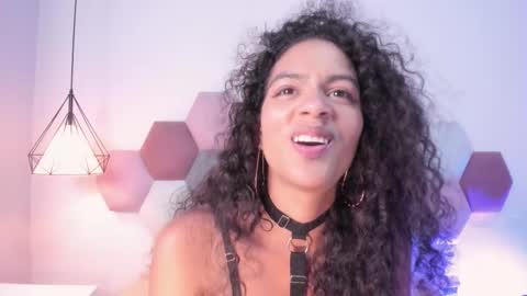 AntonellaHall  online show from March 11, 2026, 7:31 pm