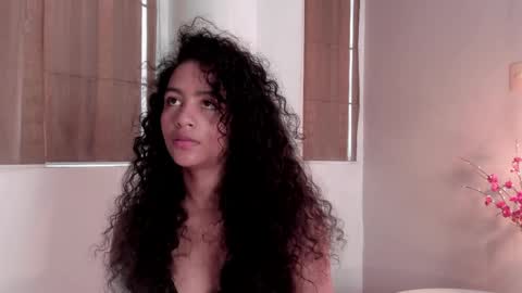 Snapshot of antonellahall_ chatting on April 7, 2026, 6:41 pm AntonellaHall online show from April 7, 2026, 6:41 pm