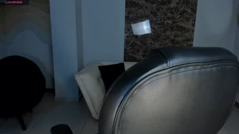 Antonella Hans online show from January 28, 2025, 11:38 am