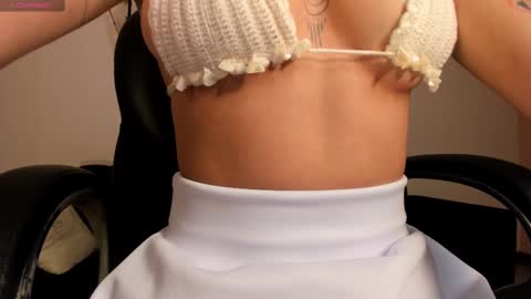 Antonella Hans online show from February 12, 2025, 10:56 am