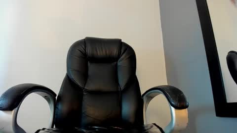 Snapshot of antonellaqueeen chatting on December 10, 2024, 11:11 am ANTONELLE online show from December 10, 2024, 11:11 am