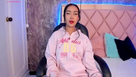 Snapshot of antonellaqueeen chatting on February 23, 2025, 11:22 am ANTONELLE online show from February 23, 2025, 11:22 am