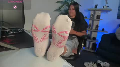 Snapshot of antonellariu chatting on July 1, 2026, 7:13 pm Antonella online show from July 1, 2026, 7:13 pm