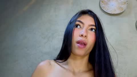 ANTONELLA online show from January 17, 2025, 3:23 am