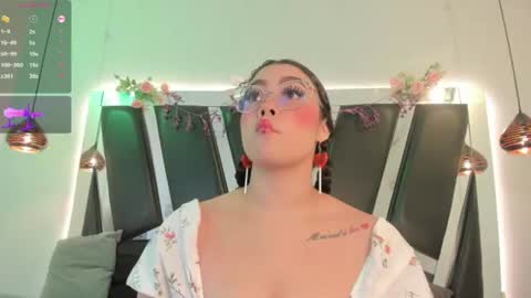 A N T O N E L L E  online show from June 14, 2026, 11:34 am