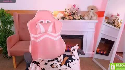 antonia_ferrero online show from December 14, 2025, 7:58 am