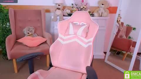 antonia_ferrero online show from December 18, 2025, 7:03 am