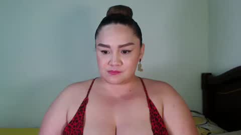 antonia online show from October 27, 2025, 7:07 pm