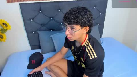 Antonio online show from December 16, 2025, 12:54 pm