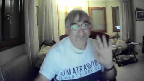 Snapshot of antonio2605 chatting on December 3, 2024, 7:00 pm Antonio online show from December 3, 2024, 7:00 pm