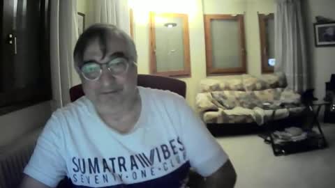 Snapshot of antonio2605 chatting on December 22, 2024, 5:12 am Antonio online show from December 22, 2024, 5:12 am