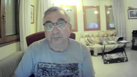 Snapshot of antonio2605 chatting on January 26, 2025, 1:20 am Antonio online show from January 26, 2025, 1:20 am