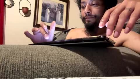 Snapshot of antonio_bugz chatting on September 13, 2025, 2:22 am antonio_bugz online show from September 13, 2025, 2:22 am