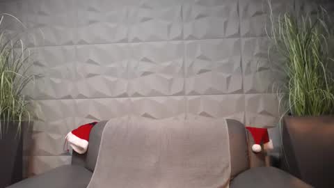HI My name is Antonio online show from December 3, 2024, 11:24 pm