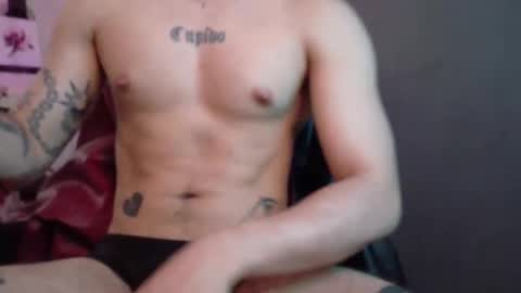 Snapshot of antonnello_ chatting on April 1, 2026, 7:00 pm antonnello_ online show from April 1, 2026, 7:00 pm