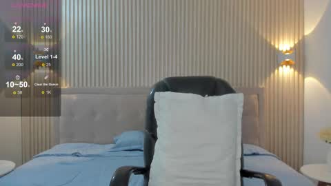 Snapshot of antoonellaa chatting on September 18, 2025, 12:07 pm antoonellaa online show from September 18, 2025, 12:07 pm