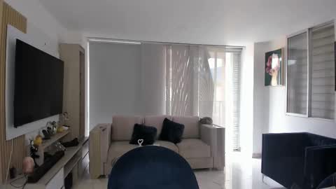 Maria Antonia online show from October 10, 2025, 8:41 pm