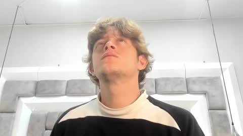 Snapshot of antthony_kings chatting on October 6, 2025, 8:06 pm Anthony King online show from October 6, 2025, 8:06 pm