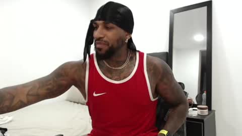 antwanblack11 online show from March 4, 2025, 2:49 am