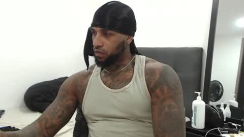 antwanblack11 online show from September 11, 2025, 11:49 pm