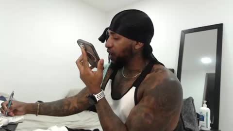 antwanblack11 online show from October 17, 2025, 8:33 pm