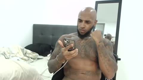 antwanblack11 online show from November 5, 2025, 12:10 am