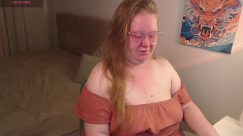 Anya Muna online show from April 1, 2026, 7:00 pm