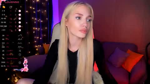 Anya online show from November 24, 2025, 8:25 am