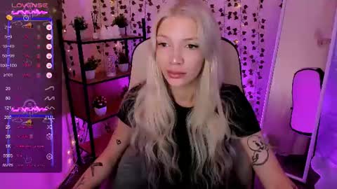 Anya online show from June 11, 2026, 2:22 am