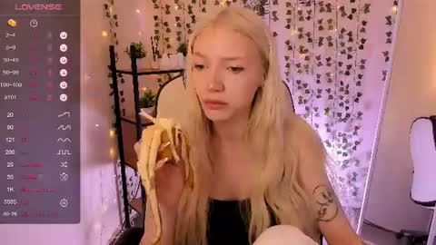 Anya online show from June 22, 2026, 2:13 am