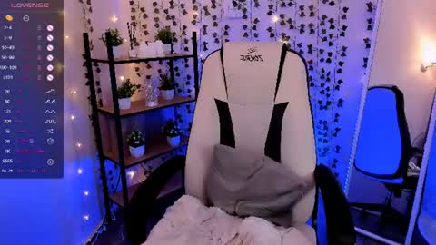 Anya online show from June 26, 2026, 2:27 am