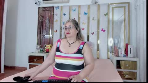 Anyela  online show from January 12, 2026, 3:12 am