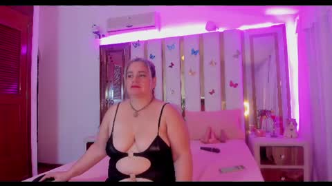 Anyela  online show from June 15, 2026, 3:31 am