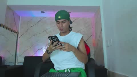 Snapshot of anyelo_sexyhot chatting on October 2, 2025, 12:12 pm anyelo_sexyhot online show from October 2, 2025, 12:12 pm