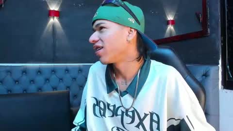 Snapshot of anyelo_sexyhot chatting on October 4, 2025, 11:08 am anyelo_sexyhot online show from October 4, 2025, 11:08 am