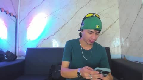 Snapshot of anyelo_sexyhot chatting on October 8, 2025, 11:52 am anyelo_sexyhot online show from October 8, 2025, 11:52 am