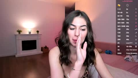 Anysa Smith online show from April 26, 2026, 7:44 pm