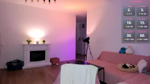 Anysa Smith online show from June 8, 2026, 1:50 am