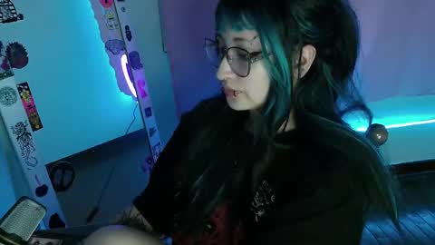 aoi_dandelion online show from October 27, 2025, 12:36 am