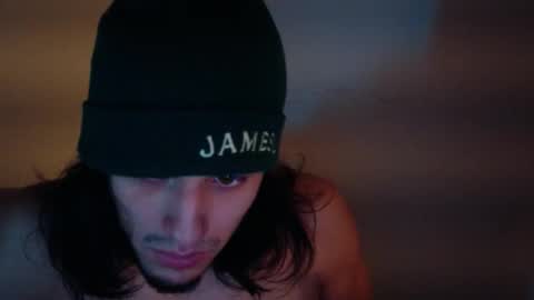 ApacheWithWebcam online show from November 2, 2025, 10:17 am