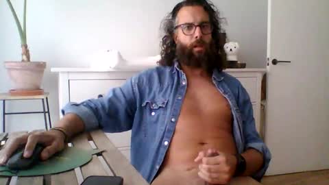 apc_3 online show from September 29, 2025, 7:35 am